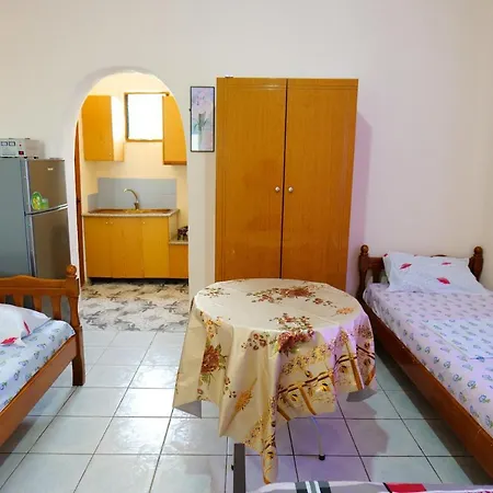 Guest house Vila Juli 1 Borsh