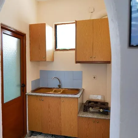 بيت ضيافة Vila Juli 1 *