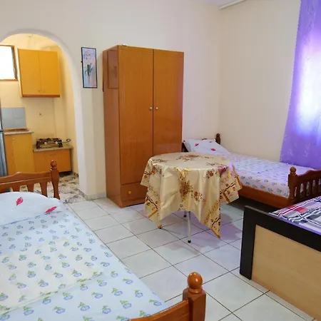 Vila Juli 1 *
